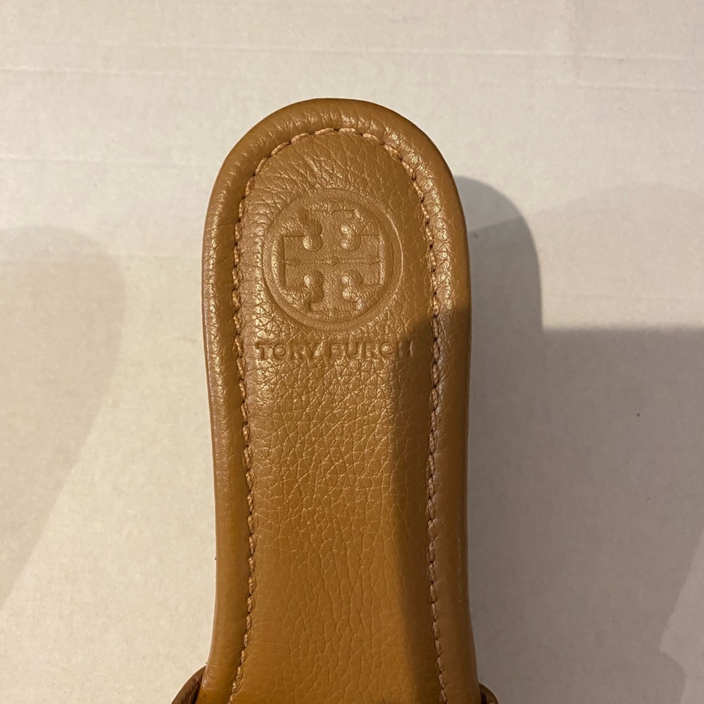 Authentic TORY BURCH Miller Tan & Gold Wedge Leather Sandals Heels SZ 8 1/2 US - Picture 9 of 14